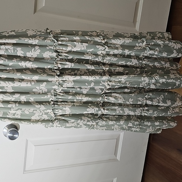 1. State Womens Strapless Dress. Grean and Cream . Large - Picture 3 of 9